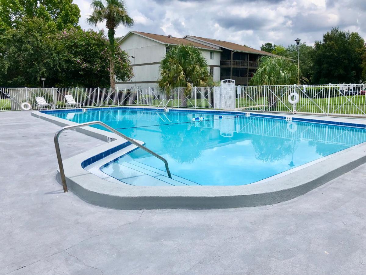 Oaks Modern & Comfy Condo In The Perfect Location Gainesville Buitenkant foto